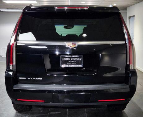 2016 Cadillac Escalade Luxury