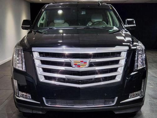 2016 Cadillac Escalade Luxury
