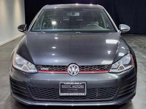 2015 Volkswagen Golf GTI 2.0T SE 4-Door