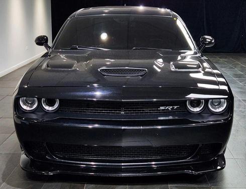 Black 2017 Dodge Challenger SRT Hellcat