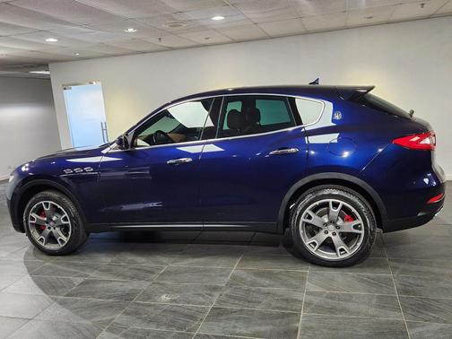 Blue 2018 Maserati Levante Base