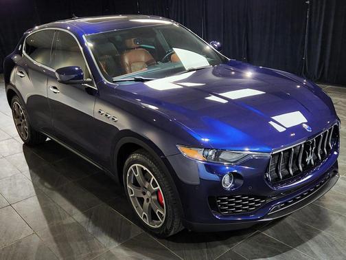 Blue 2018 Maserati Levante Base