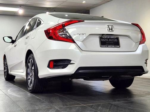 White 2016 Honda Civic EX