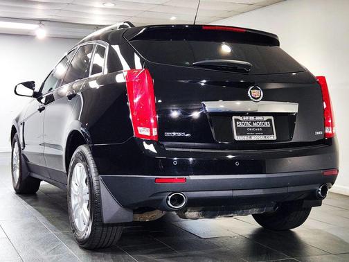 Black 2015 Cadillac SRX Luxury Collection