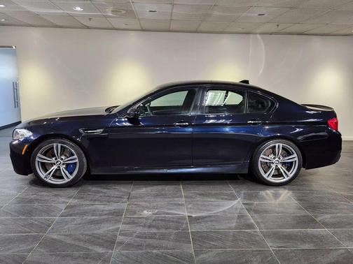 Black 2013 BMW M5 Base