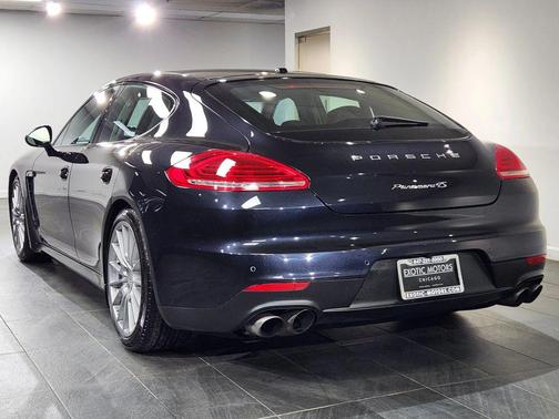 2014 Porsche Panamera 4S