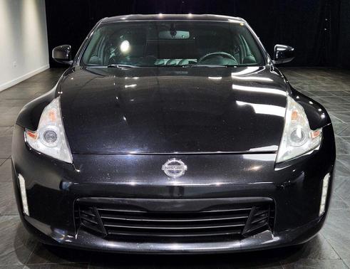 Black 2016 Nissan 370Z Sport