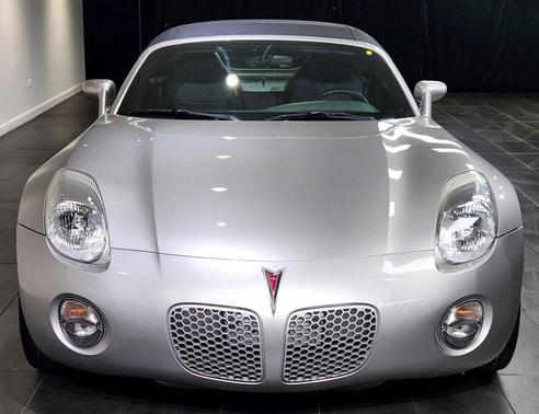 2007 Pontiac Solstice Convertible 2D