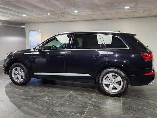 2019 Audi Q7 45 Premium Plus