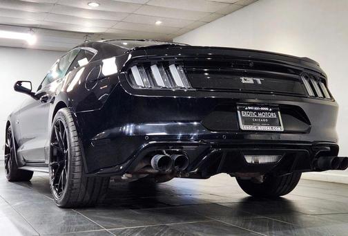 Black 2019 Ford Mustang GT