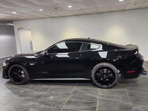 Black 2019 Ford Mustang GT