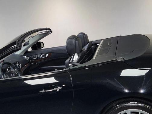 2013 Mercedes-Benz SL-Class SL 550 Roadster 2D