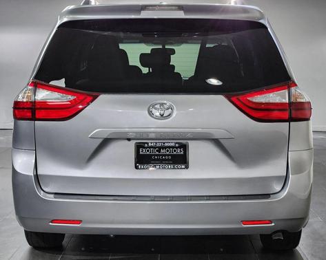 2015 Toyota Sienna XLE
