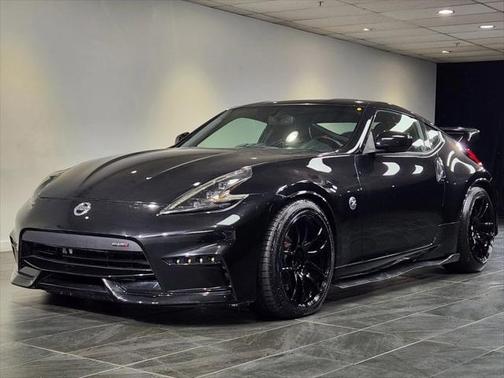 2017 Nissan 370Z NISMO Tech