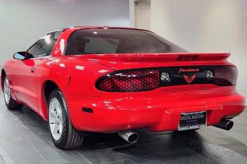 1998 Pontiac Firebird Coupe 2D