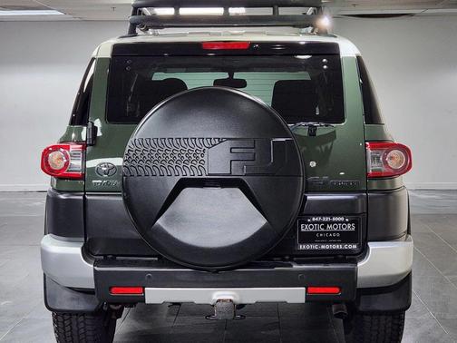 2013 Toyota FJ Cruiser Base