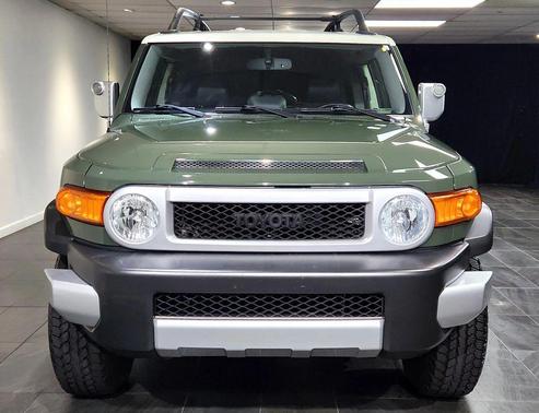 2013 Toyota FJ Cruiser Base