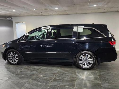 Black 2014 Honda Odyssey Touring Elite