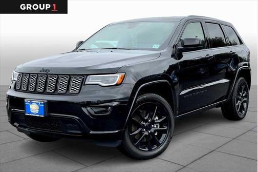2022 Jeep Grand Cherokee Laredo