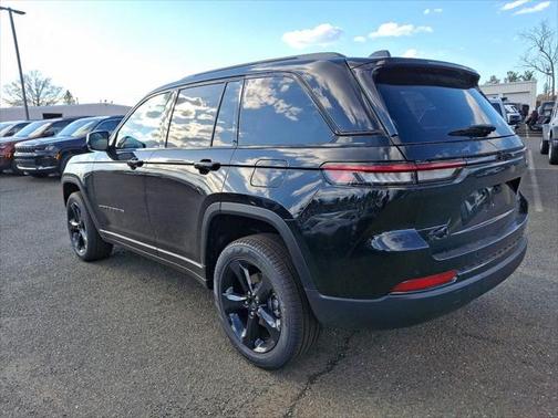 2025 Jeep Grand Cherokee Limited X