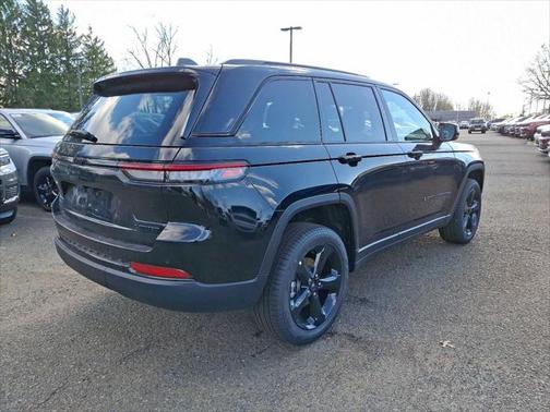 2025 Jeep Grand Cherokee Limited X