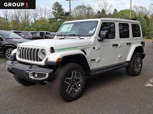 2025 Jeep Wrangler 4-Door Sahara 4x4
