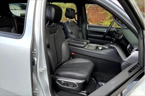 2024 Jeep Wagoneer Series II 4x4