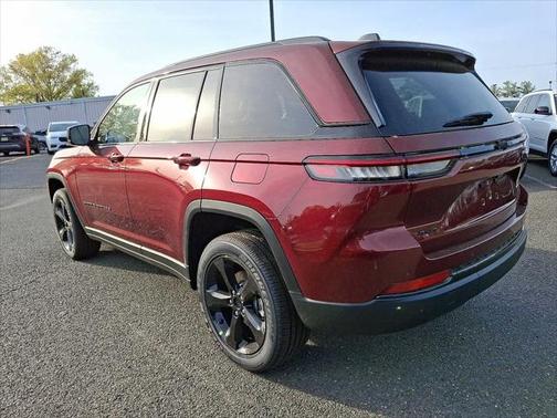 2025 Jeep Grand Cherokee Altitude