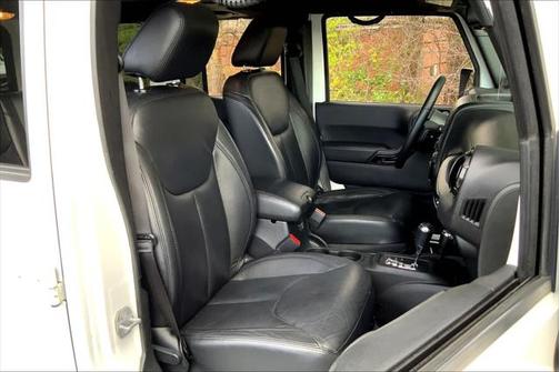 2014 Jeep Wrangler Unlimited Altitude