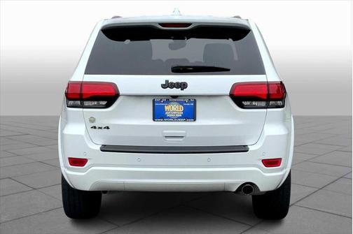 2022 Jeep Grand Cherokee Laredo
