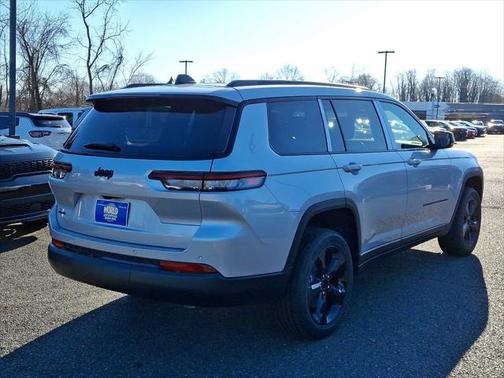2025 Jeep Grand Cherokee L Altitude
