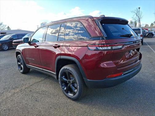 2025 Jeep Grand Cherokee Limited X
