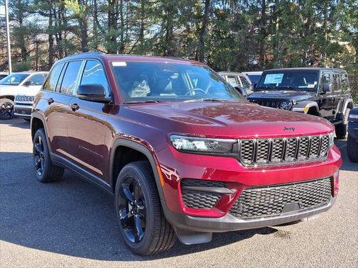 2025 Jeep Grand Cherokee Altitude