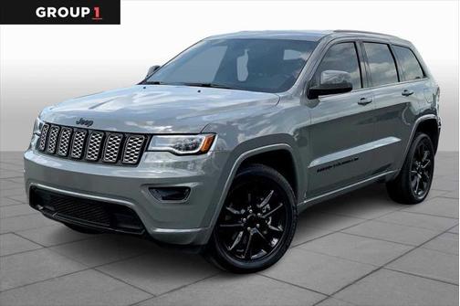 2022 Jeep Grand Cherokee Laredo