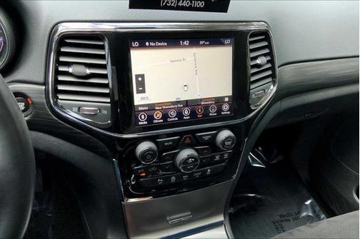 2022 Jeep Grand Cherokee Laredo