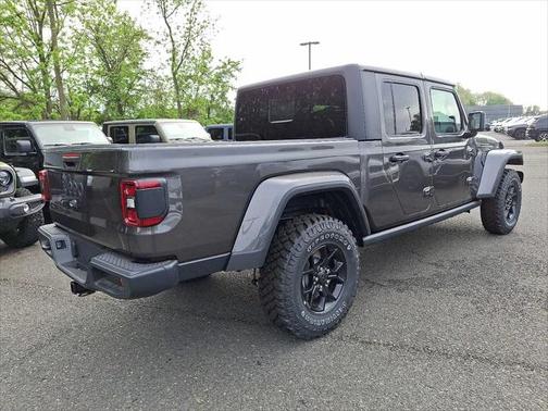 2025 Jeep Gladiator Willys