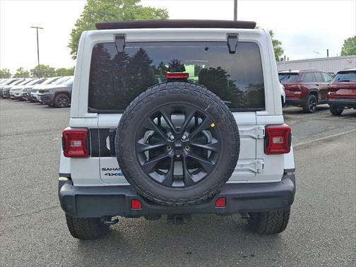 2025 Jeep Wrangler 4xe Base