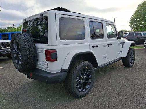 2025 Jeep Wrangler 4xe Base