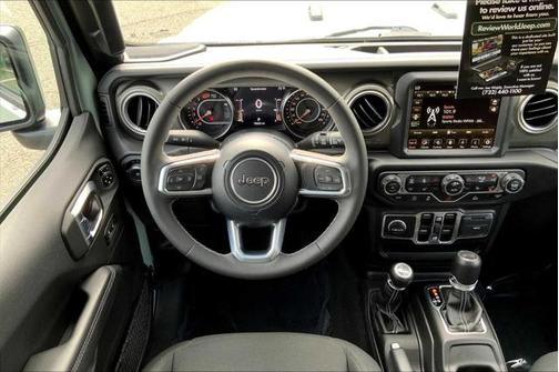 2023 Jeep Wrangler 4-Door Sahara 4x4