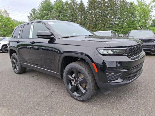 2025 Jeep Grand Cherokee Altitude