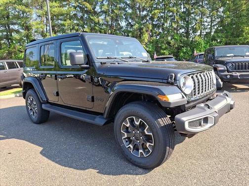 2025 Jeep Wrangler 4-Door Sahara 4x4