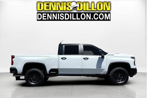 2024 Chevrolet Silverado 2500 4WD Crew Cab Standard Bed ZR2