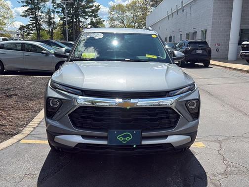 Sterling Gray Metallic 2024 Chevrolet Trailblazer LT