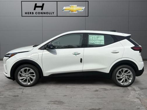 Summit White 2027 Chevrolet Bolt LT FWD