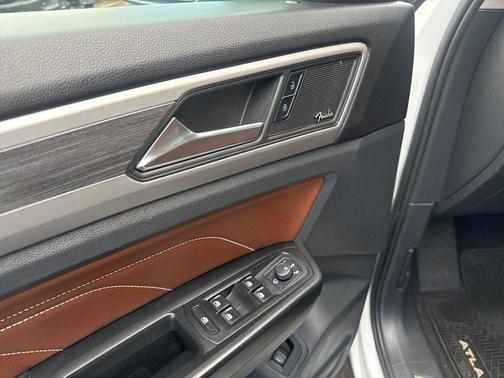 2021 Volkswagen Atlas 3.6L SEL Premium