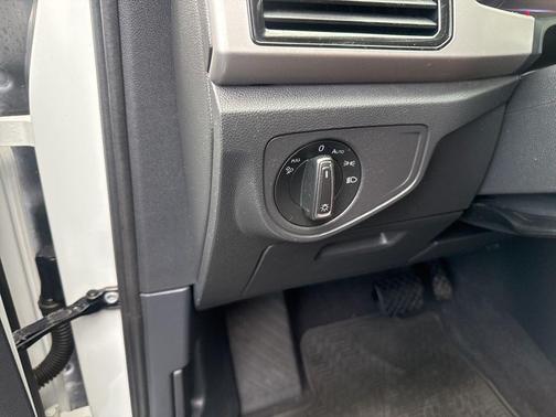 2021 Volkswagen Atlas 3.6L SEL Premium