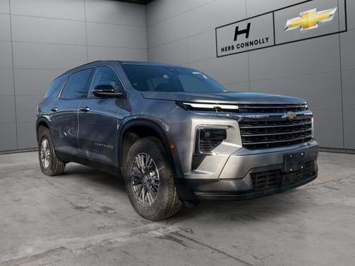 Sterling Gray Metallic 2026 Chevrolet Traverse LT