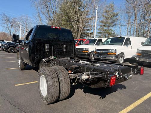 2026 Chevrolet Silverado 3500 WT