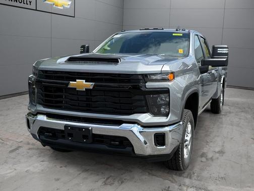 Sterling Gray Metallic 2026 Chevrolet Silverado 2500 Crew Cab, Long Bed, WT, 4WD