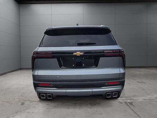 Sterling Gray Metallic 2027 Chevrolet Traverse LT